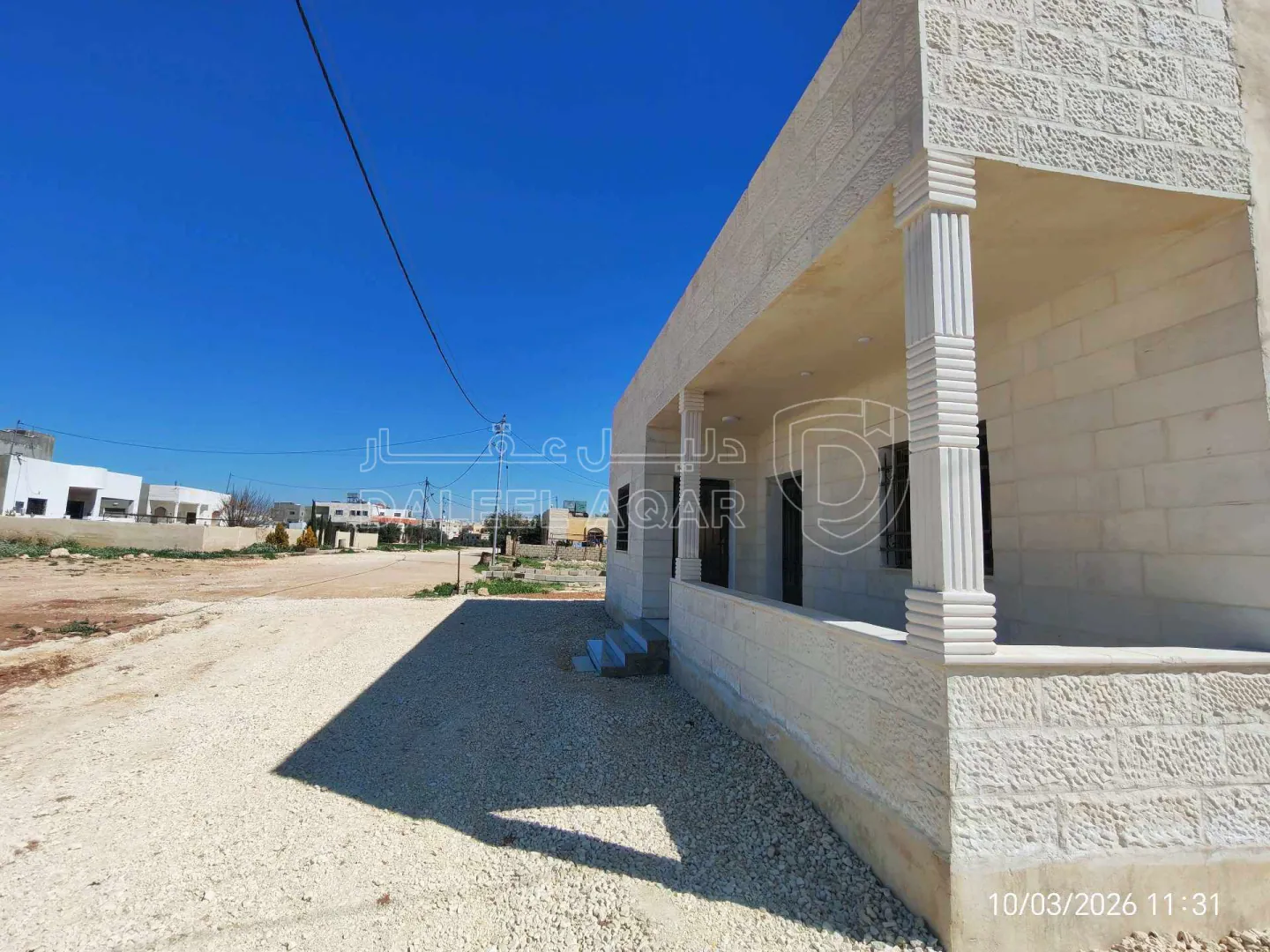 فيلا/منزل في بيت مستقل للبيع في مادبا قرب مسجد الفتح الإسلامي  - 49,000 دأ - صورة 1