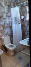 شقة في شقة شبه ارضيه بالقرب من مدرسة اليوبيل - 70,000 دأ - صورة NaN