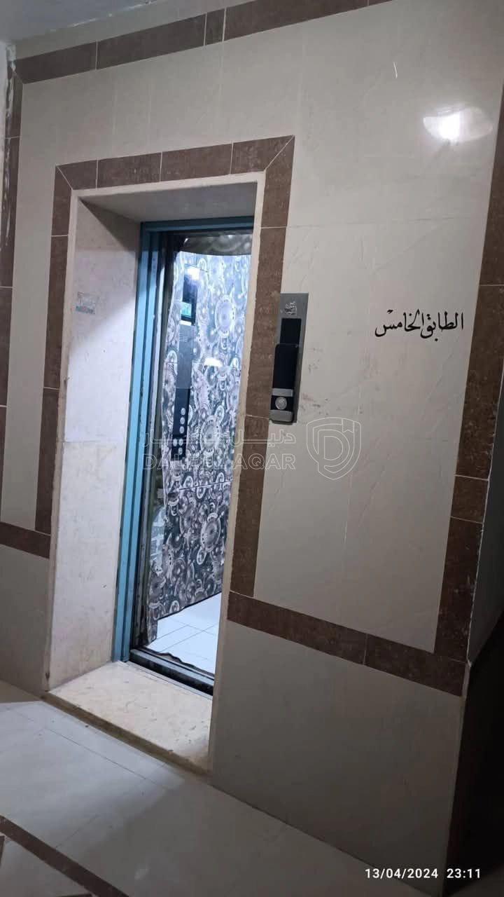 مكتب/تجاري في اربد شارع جامعة اليرموك اشارة الاسكان  - 9,000 دأ - صورة 1