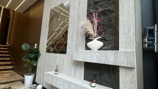 شقة - الطبقه قرب مدارس الخمائل  - 95000 دأ