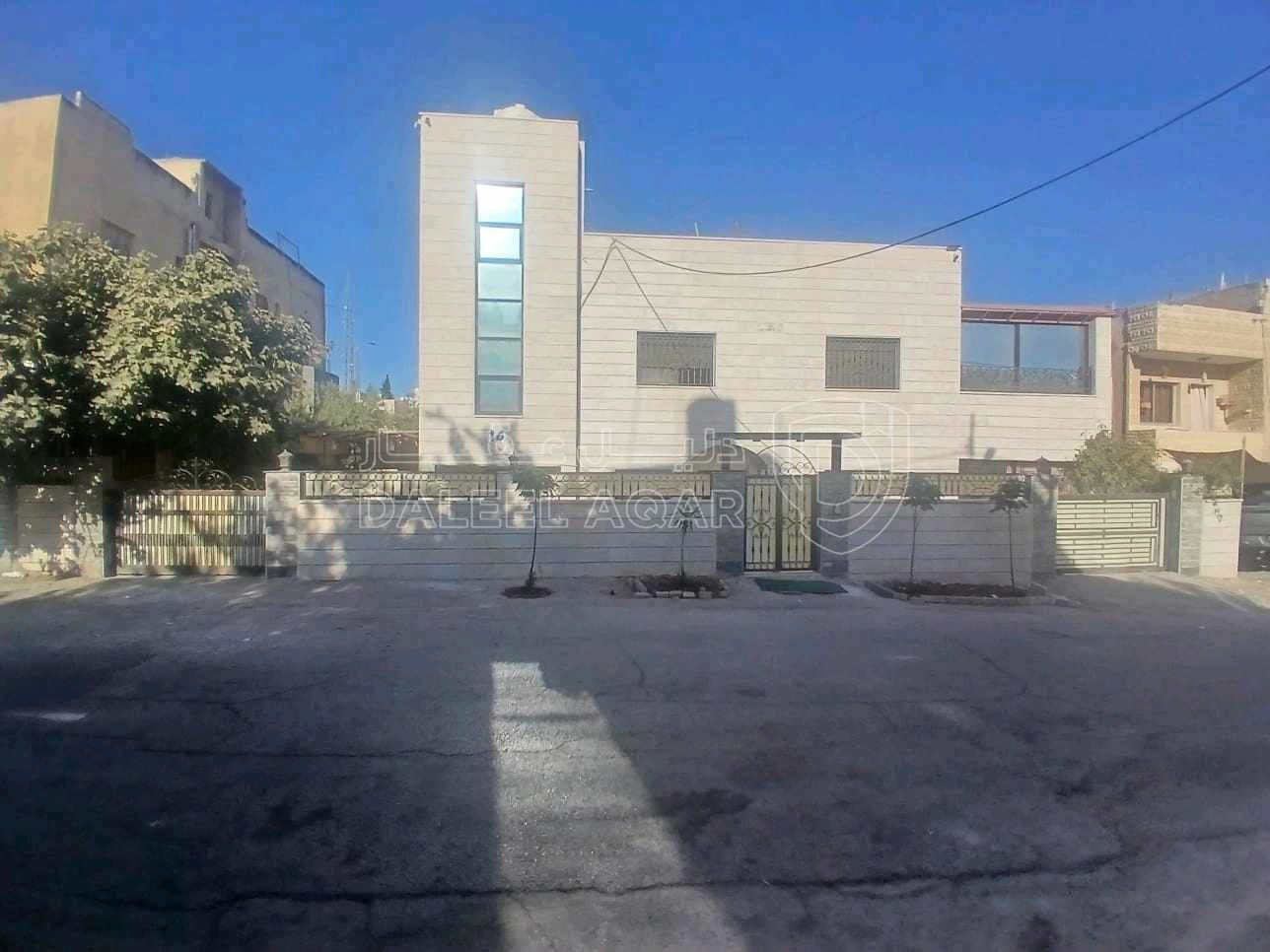 فيلا/منزل في ابو علندا - 120,000 دأ - صورة 1