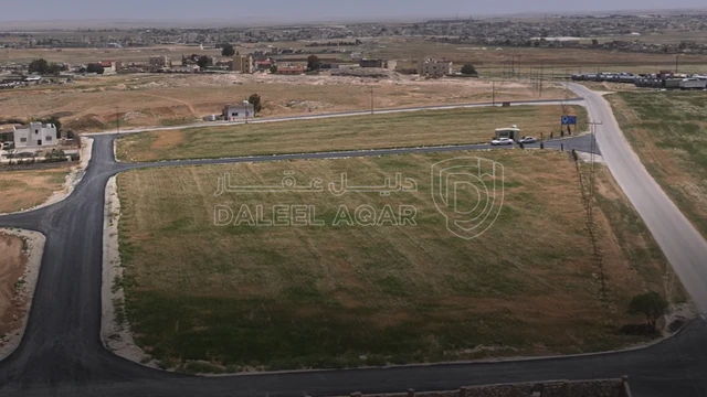 أرض في شارع المطار  - 77,000 دأ - صورة NaN