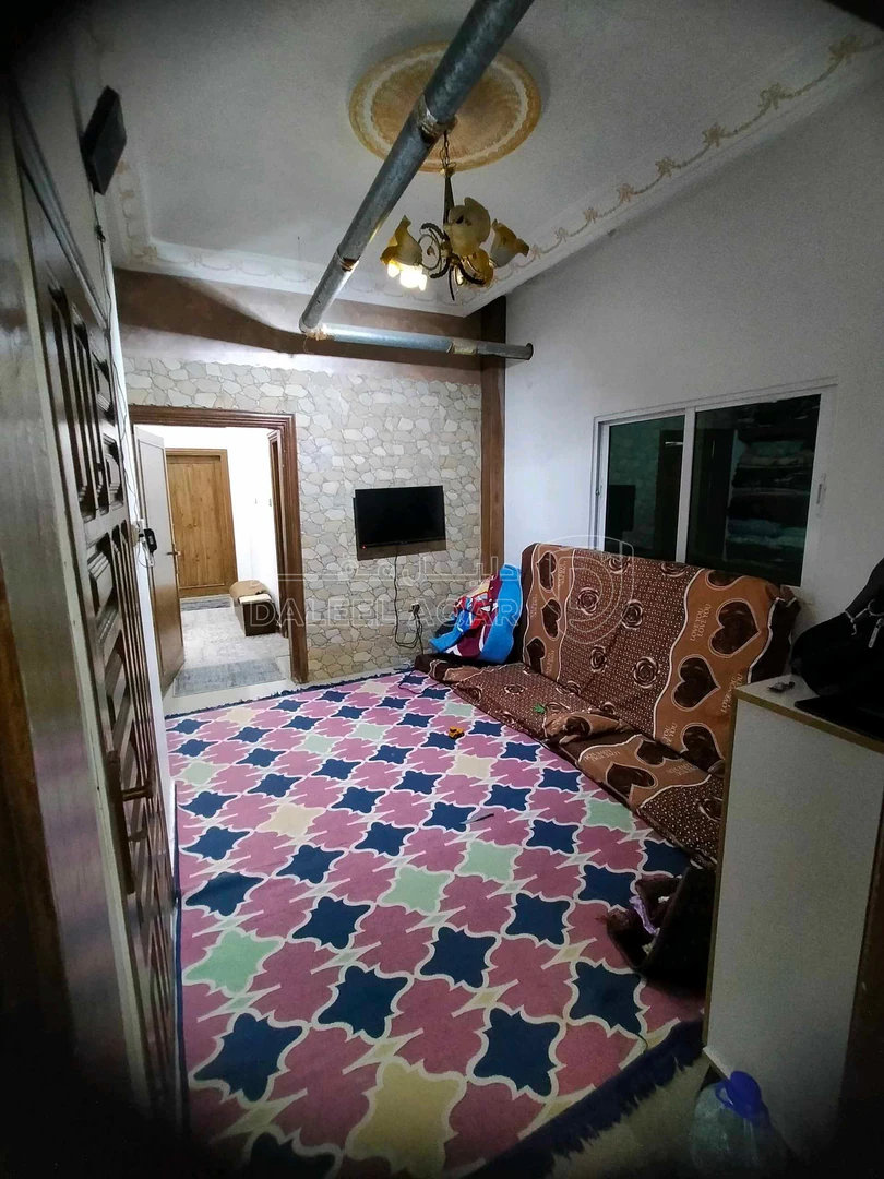 شقة في ابو نصير ، حي السعادة ، شارع سعاد القواقنة  - 50,000 دأ - صورة 1