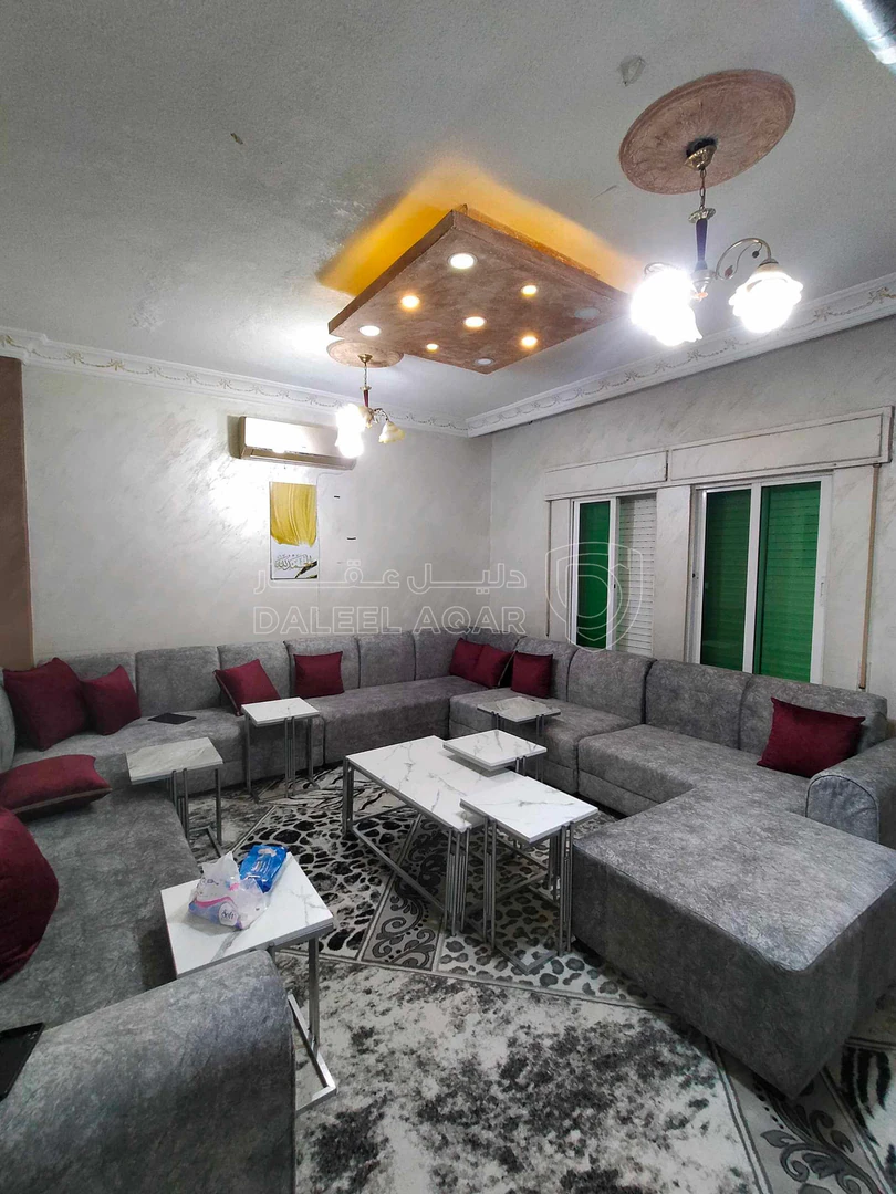 شقة في ابو نصير ، حي السعادة ، شارع سعاد القواقنة  - 50,000 دأ - صورة 1