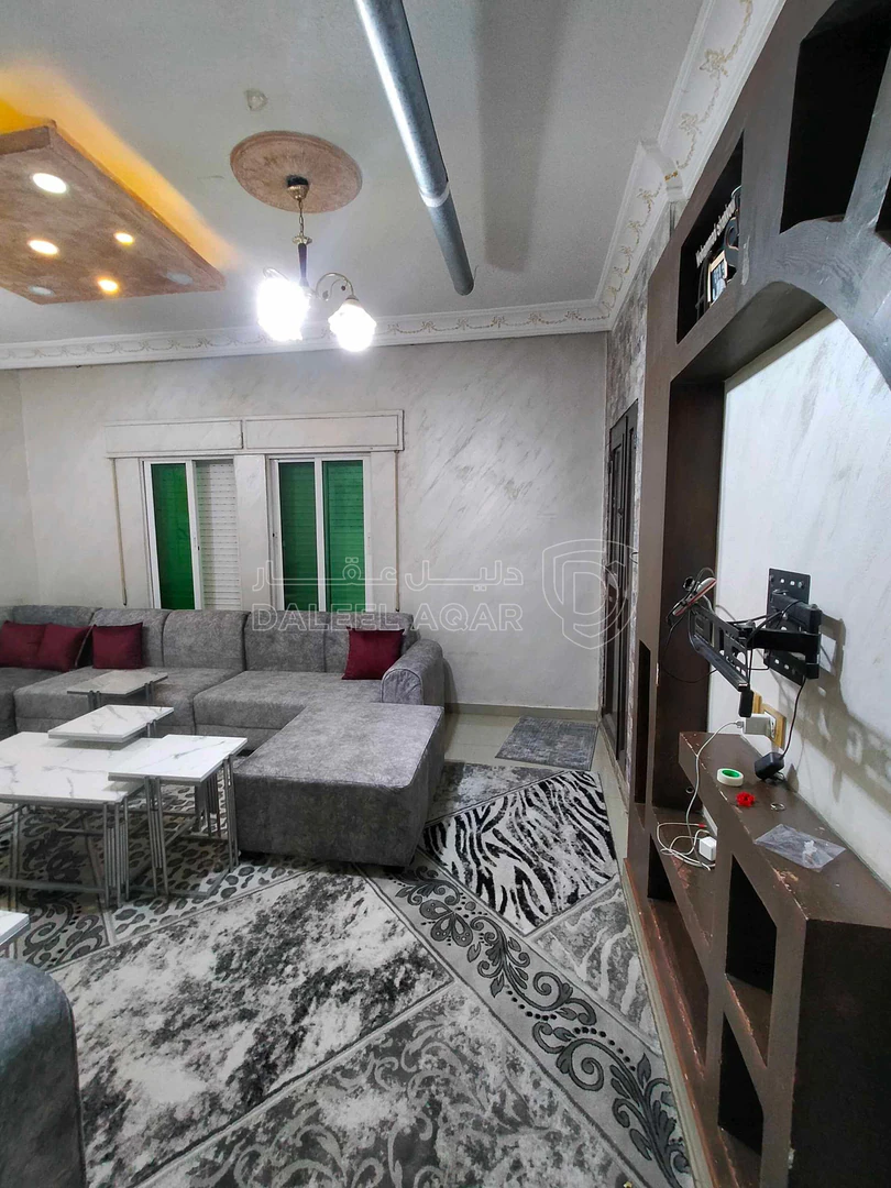 شقة في ابو نصير ، حي السعادة ، شارع سعاد القواقنة  - 50,000 دأ - صورة 1