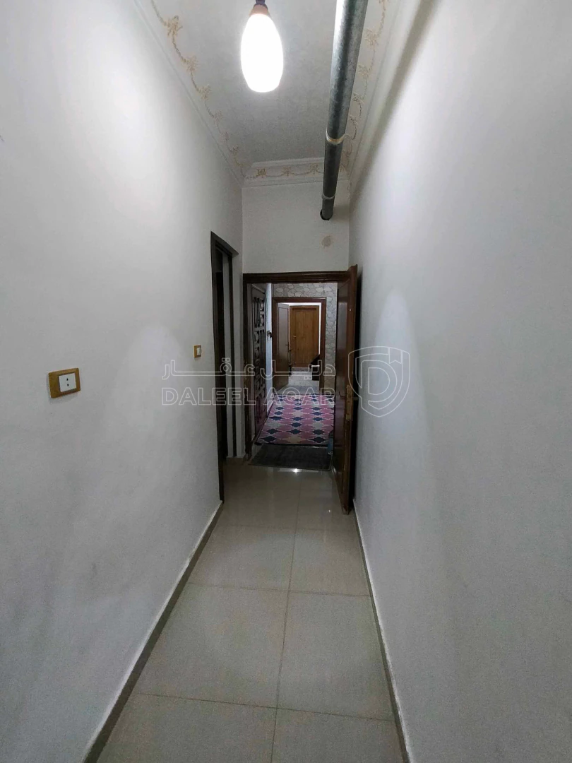 شقة في ابو نصير ، حي السعادة ، شارع سعاد القواقنة  - 50,000 دأ - صورة 1