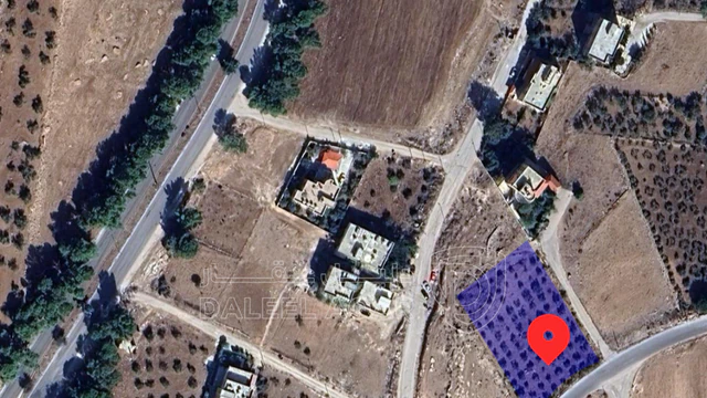 أرض في قرب مسجد القرم - 170,000 دأ - صورة NaN