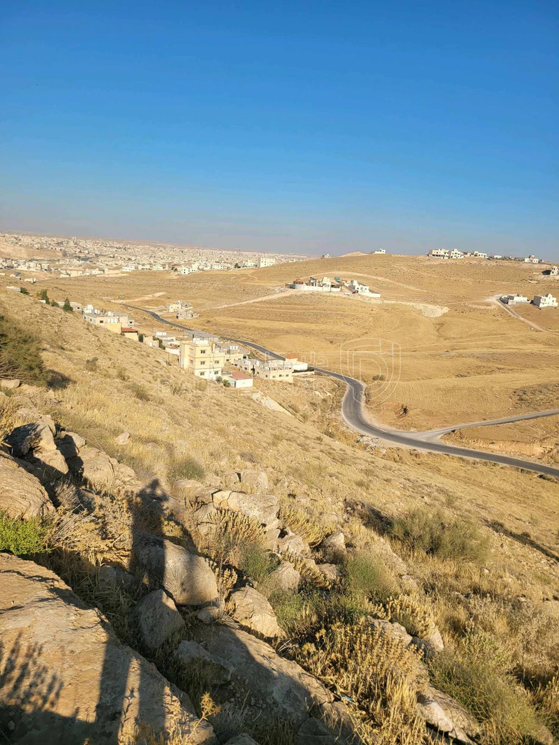 أرض في الزرقاء شومر ضاحية القدس قطعه مميزه بقوشان مستقل - 15,000 دأ - صورة 8