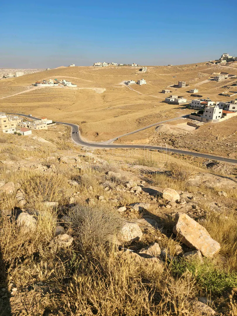 أرض في الزرقاء شومر ضاحية القدس قطعه مميزه بقوشان مستقل - 15,000 دأ - صورة 3