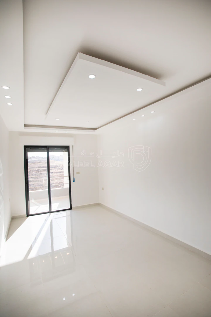 شقة في ابو علندا قرب اسكان الكهربا - 52,000 دأ - صورة 1