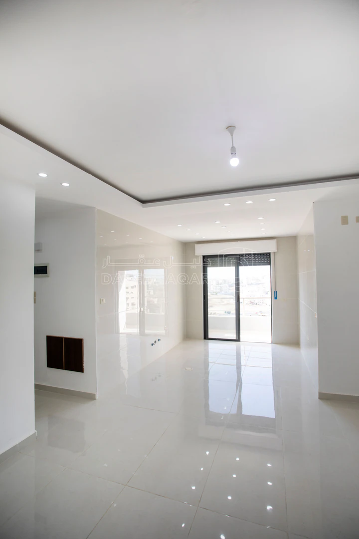 شقة في ابو علندا قرب اسكان الكهربا - 52,000 دأ - صورة 1