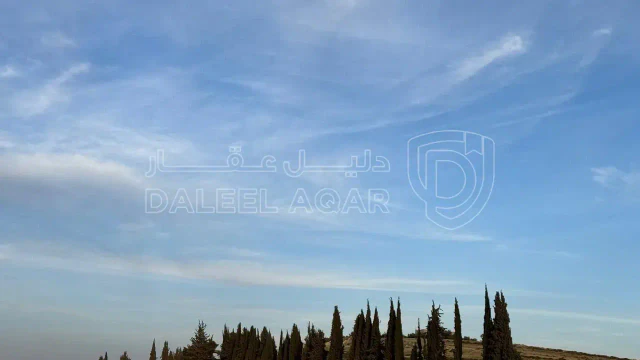 أرض في بلعاس - يبعد 6 دقائق عن طريق المطار - 177,000 دأ - صورة 1
