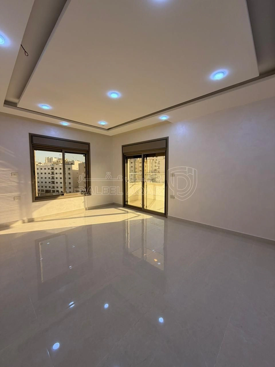 شقة في طبربور - قرب شارع الحج  - 75,000 دأ - صورة 1