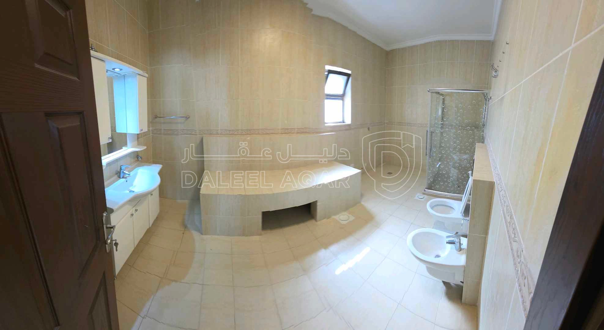 شقة في دير غبار شارع الهاشمين - 210,000 دأ - صورة 1