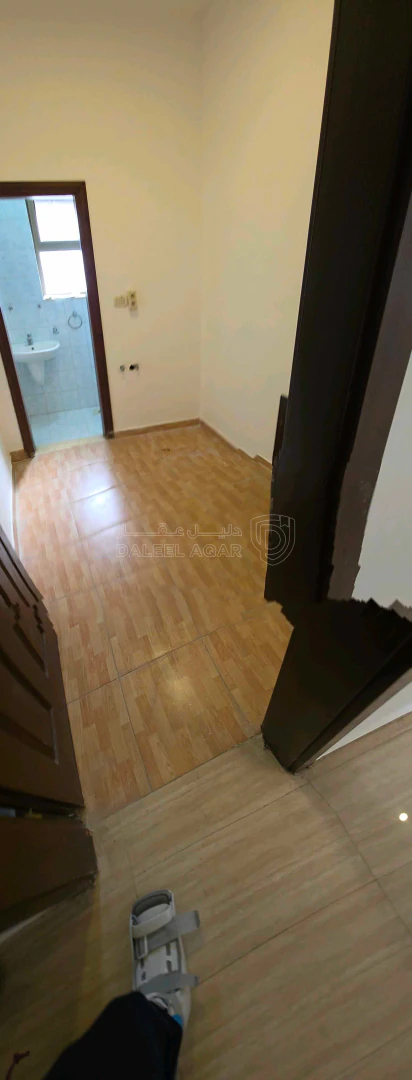 شقة في دير غبار شارع الهاشمين - 210,000 دأ - صورة 1