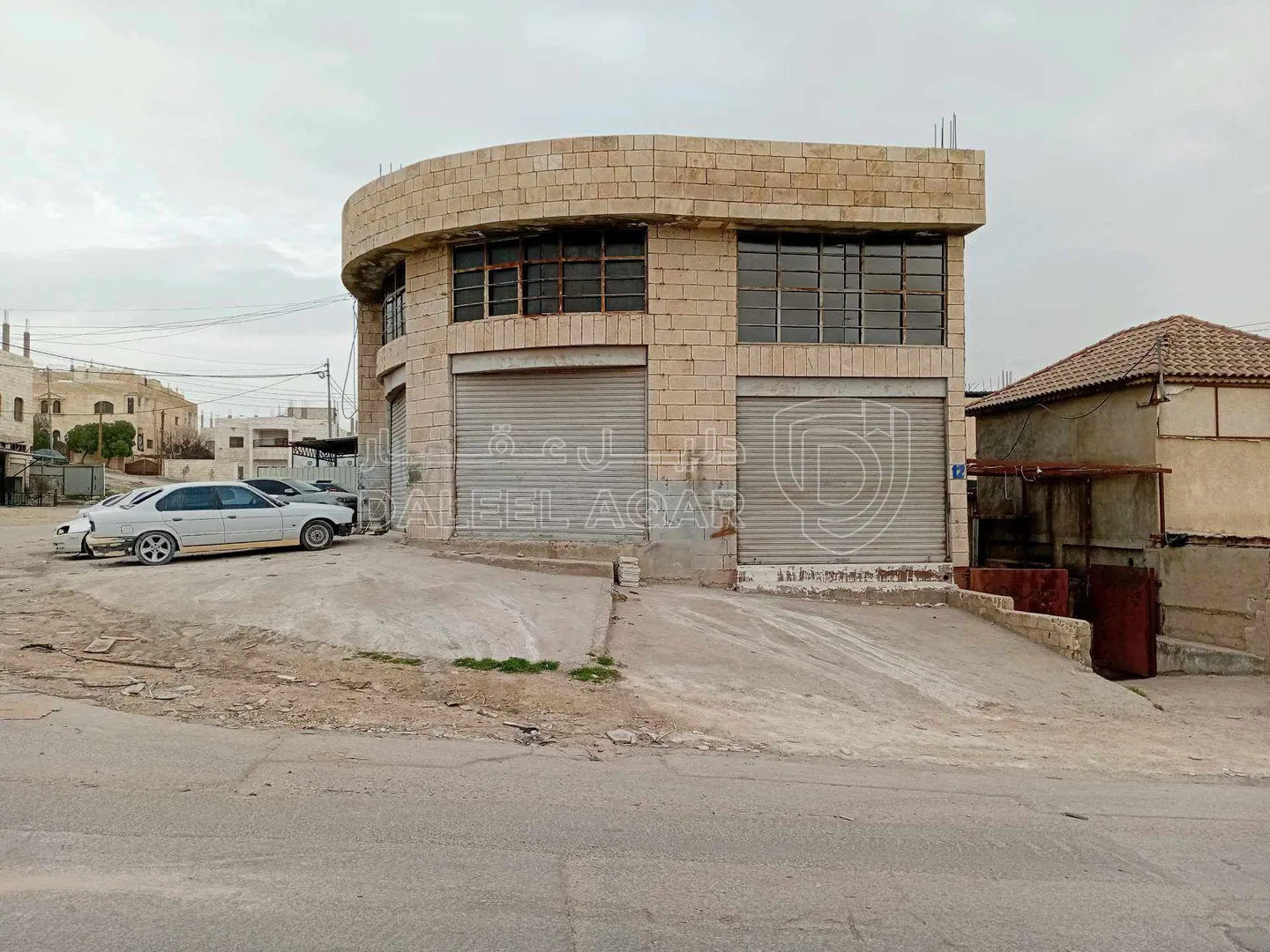 مبنى في عمان جاوا قرب معصرة سكجها - 100,000 دأ - صورة 1