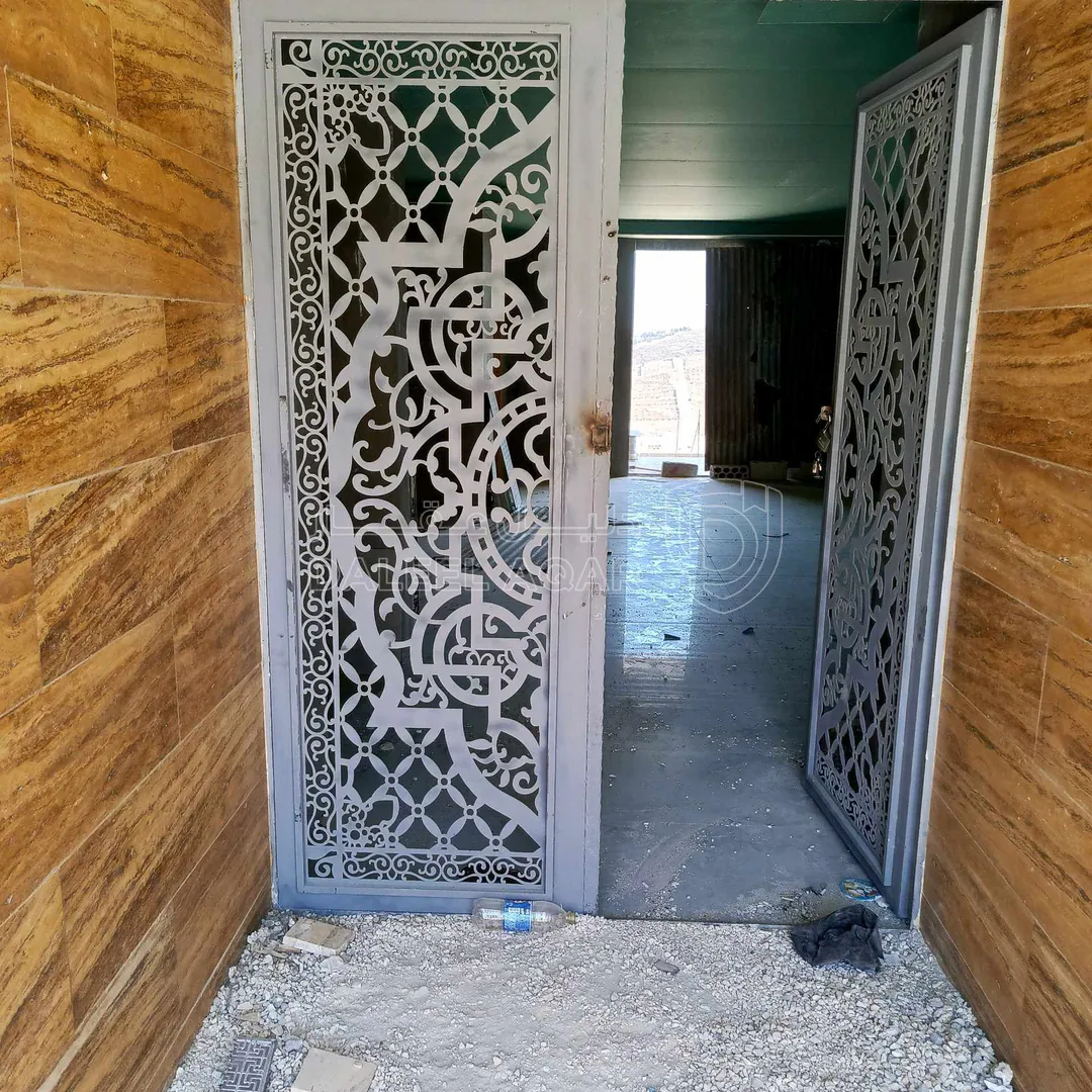 مزرعة/شاليه في نادرة - 130,000 دأ - صورة 1