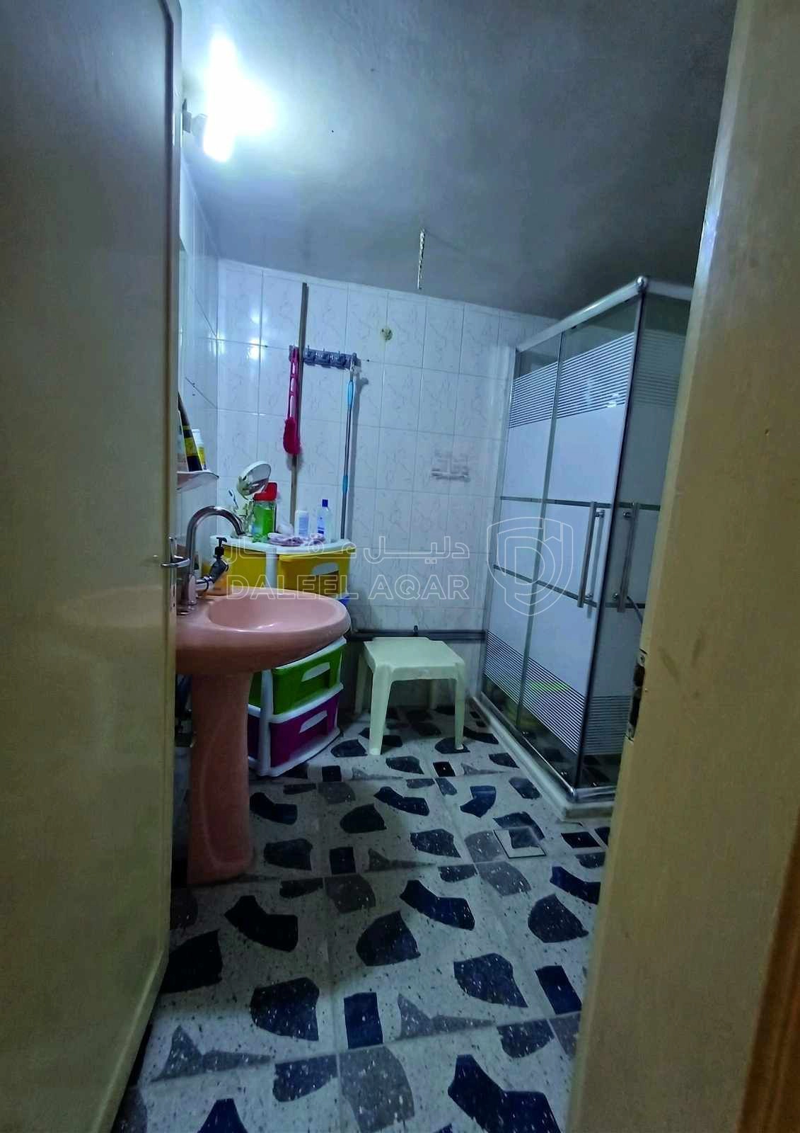 مبنى في البتراوي - 175,000 دأ - صورة 14