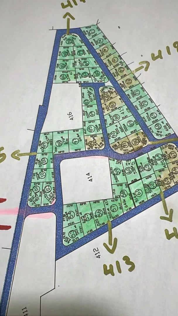 أرض في الزرقاء الكمشة حوض الميدان - 24,000 دأ - صورة 1