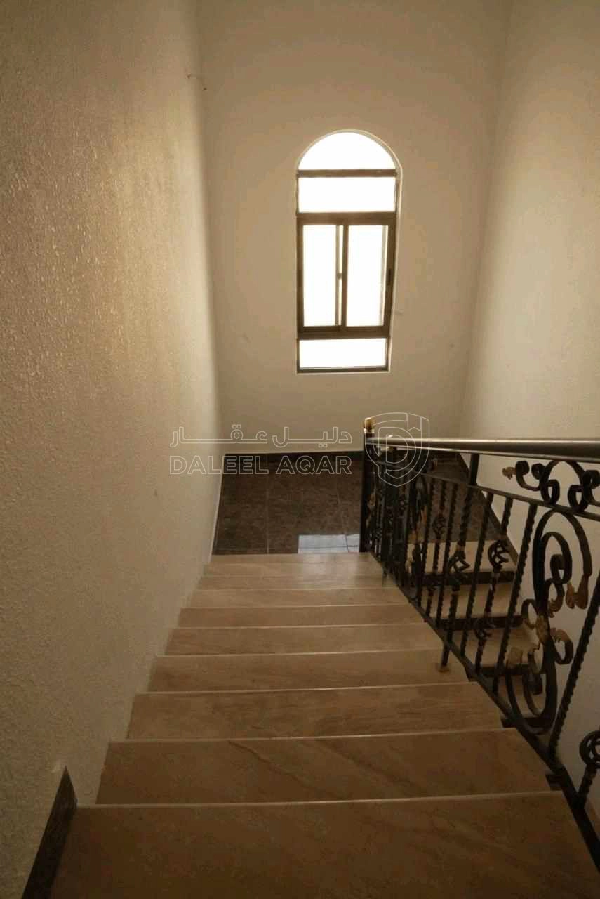 فيلا/منزل في ابو علندا - 325,000 دأ - صورة 1