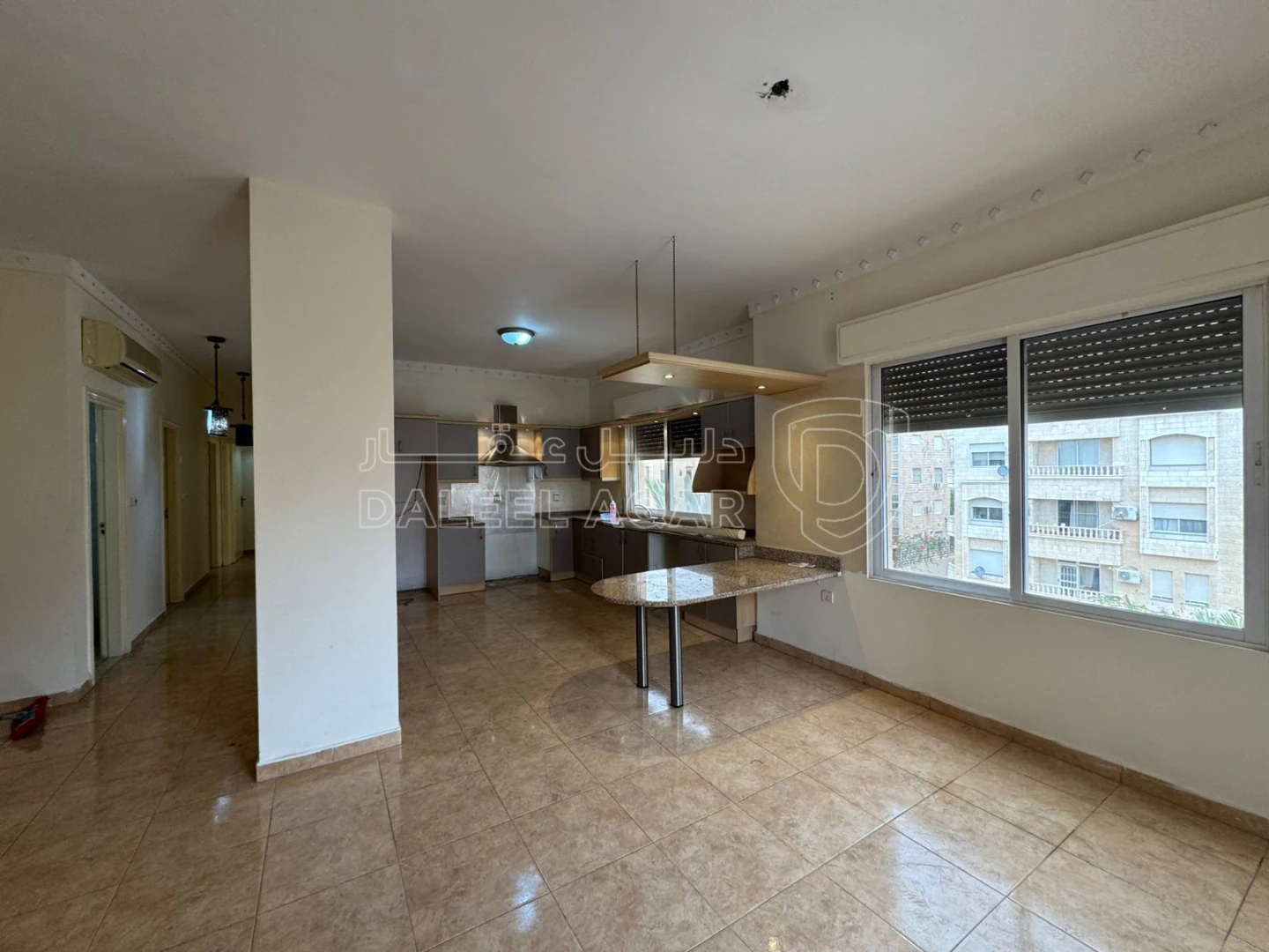 شقة في السكنية الخامسة  - 55,000 دأ - صورة 1