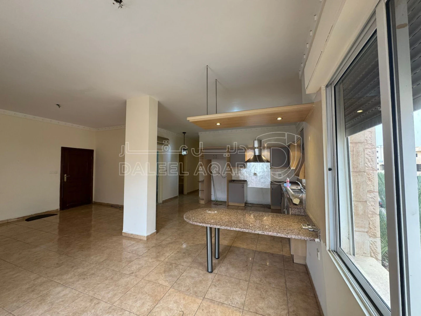 شقة في السكنية الخامسة  - 55,000 دأ - صورة 1