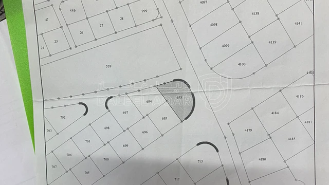أرض - قرب دوار البنزين - 6000 دأ