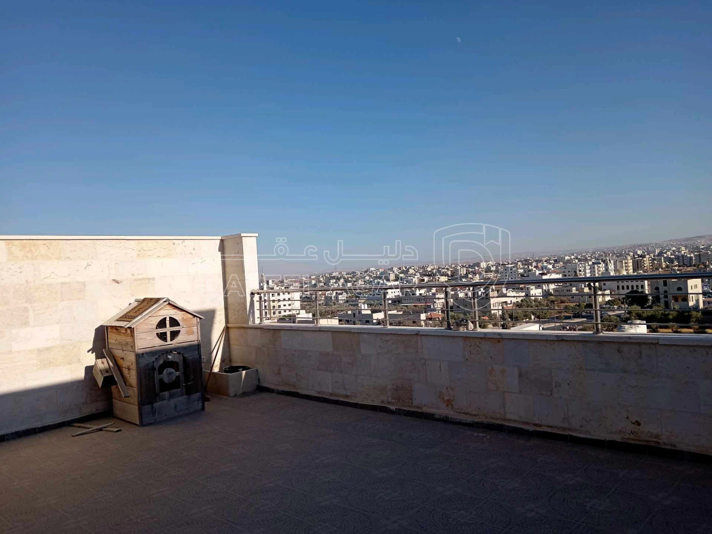 شقة في اربد الحي الشرقي شرق حديقة طارق بن زياد  - 118,000 دأ - صورة 1