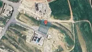 أرض - ناعور - بالقر من طريق المطار - 400000 دأ