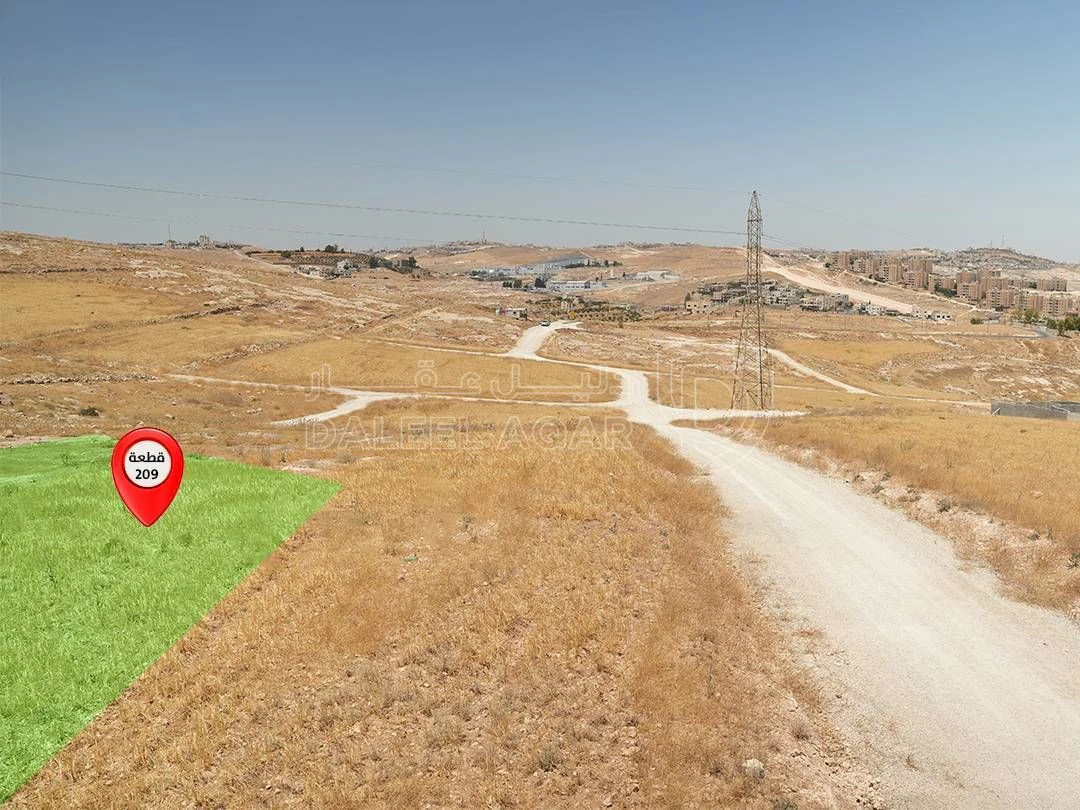 أرض في أرض سكنية بالمستندة الجديدة- 2.5 كم عن اشارة الغاز - 38,000 دأ - صورة 1