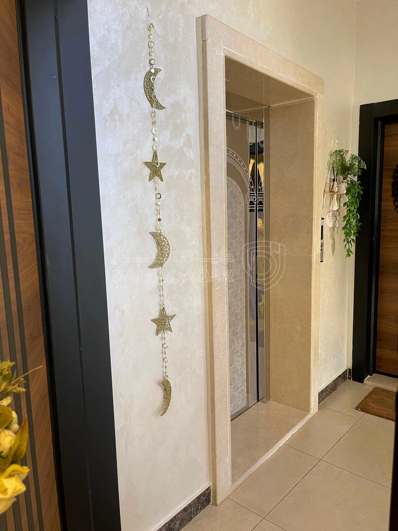 شقة في البنيات قرب على مدارس الحصاد - 85,000 دأ - صورة 1