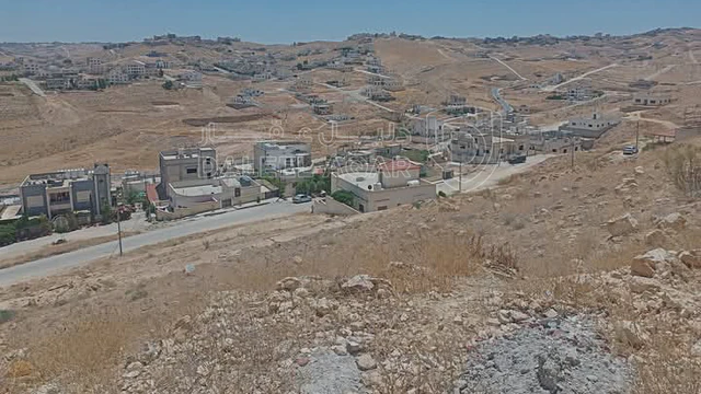 أرض في شومر . - 22,000 دأ - صورة NaN