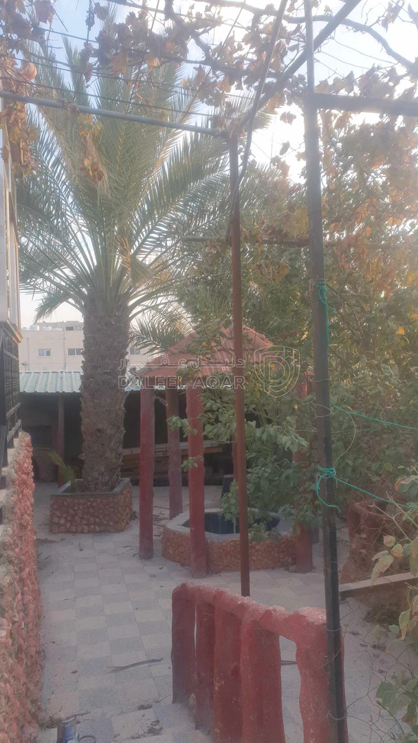 فيلا/منزل في اربد حي المطارق دوار الخوالده - 52,000 دأ - صورة 1