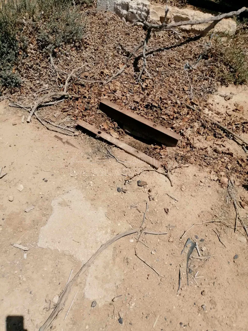 أرض في ارض للبيع والاستثمار في الأزرق الشمالي  - 82,500 دأ - صورة 5