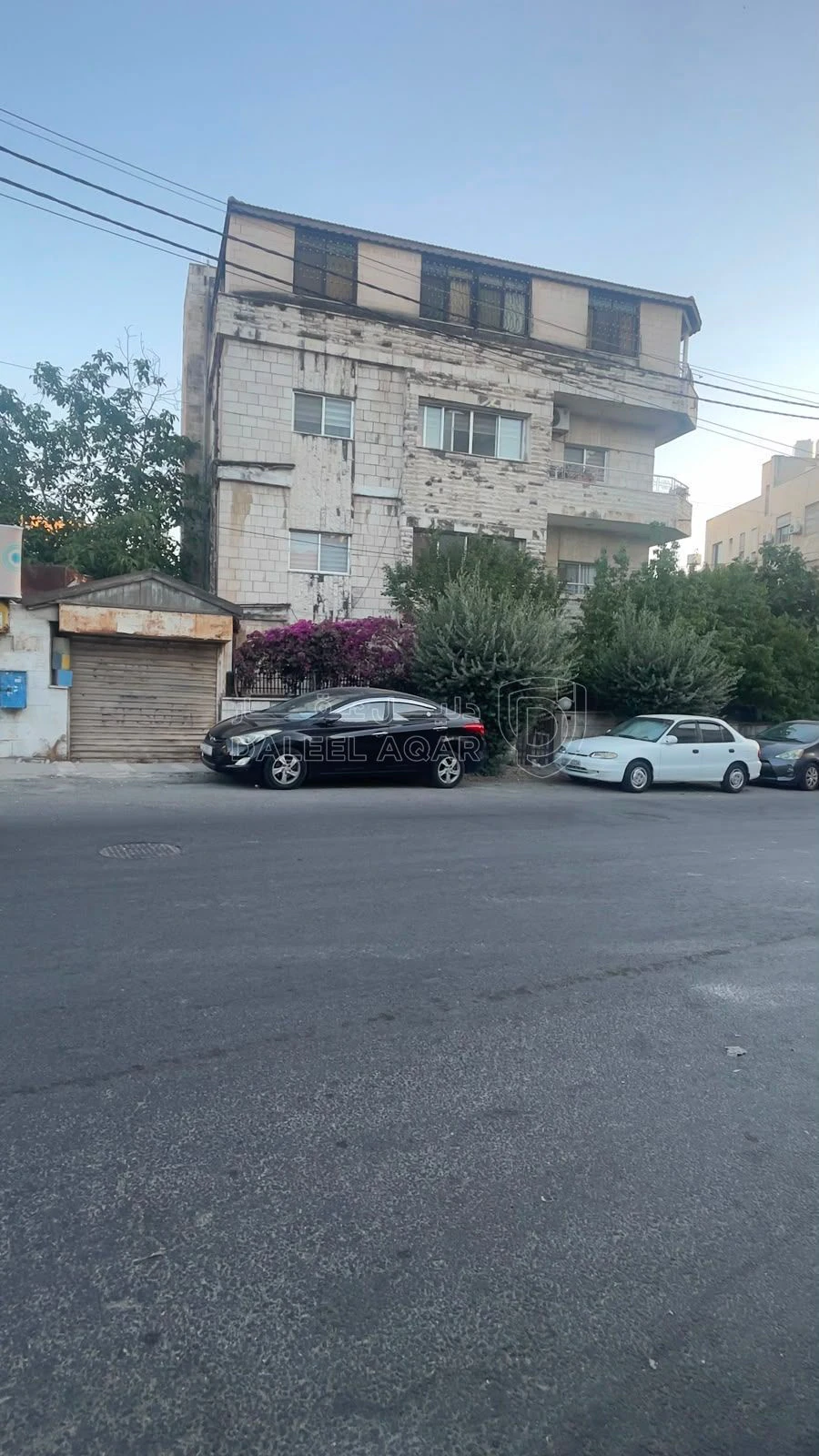مبنى في عمان دوار السابع شارع عبدالرحيم جردانه - 350,000 دأ - صورة 1