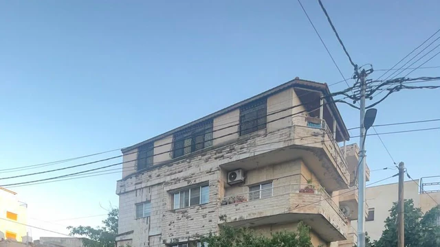 مبنى في عمان دوار السابع شارع عبدالرحيم جردانه - 350,000 دأ - صورة NaN