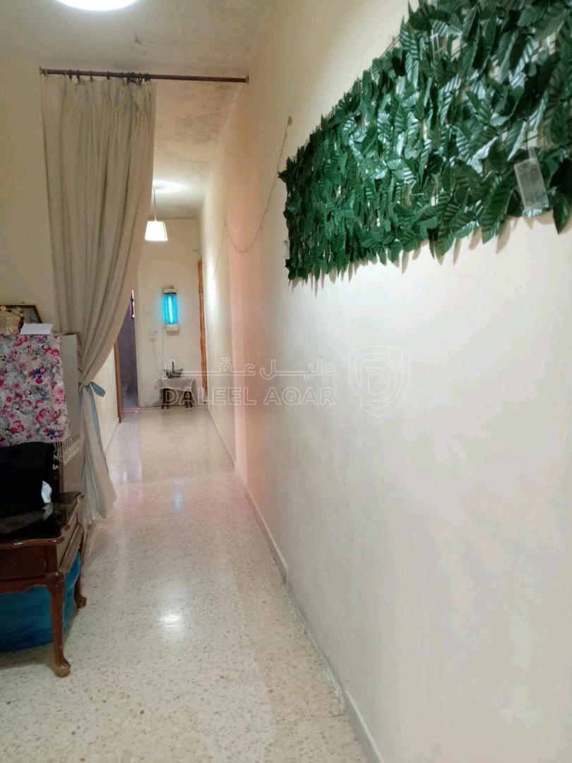 شقة في الموقع : الجندويل شارع حسين خوجة مقابل مسج - 78,000 دأ - صورة 1