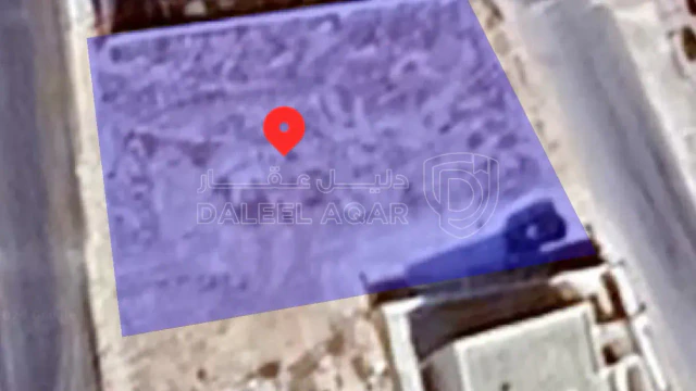 أرض - الزرقاء -الزرقاء الجديده- حي المسامير- قرب الوينك  - 76500 دأ