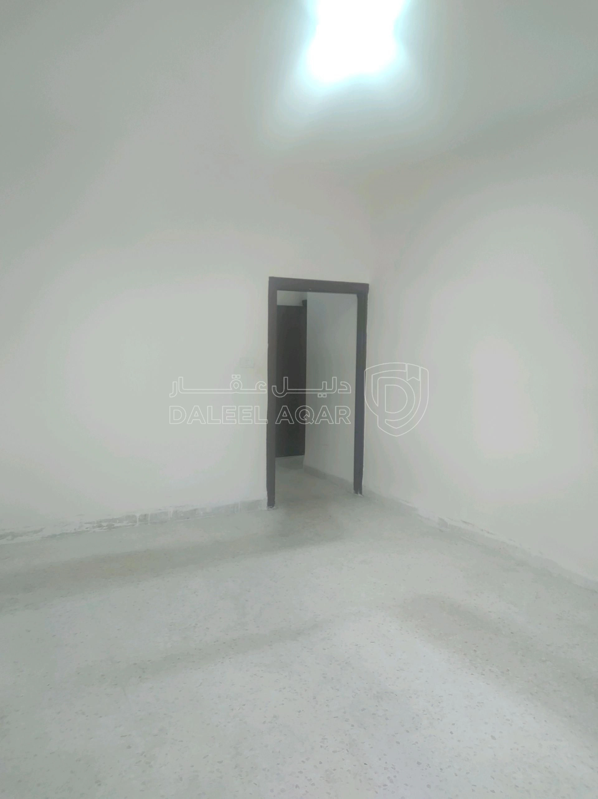 شقة في الشميساني قرب المستشفى التخصصي  - 70,000 دأ - صورة 1