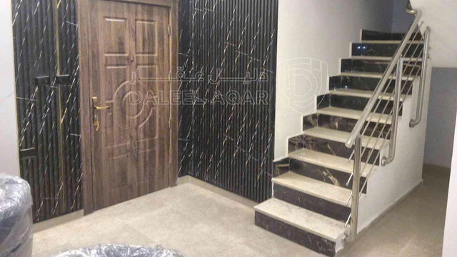 شقة في المدينه الرياضيه عرجان شارع مهاوش العبدالات  - 110,000 دأ - صورة NaN