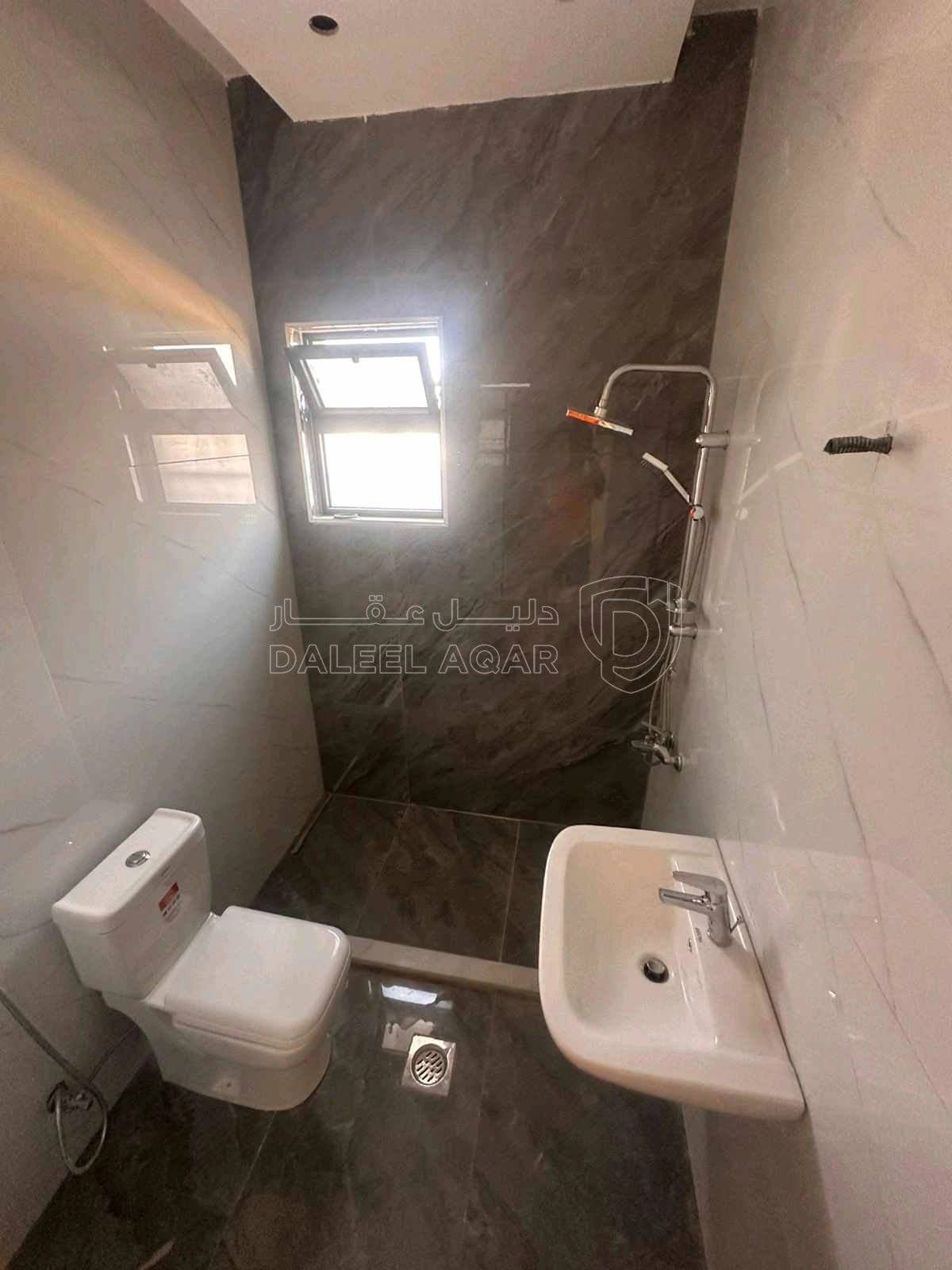 فيلا/منزل في مأدبا الخطابيه قرب مدرسه الخطابيه الاساسيه ومجمع سامي الطحان  - 125,000 دأ - صورة 1