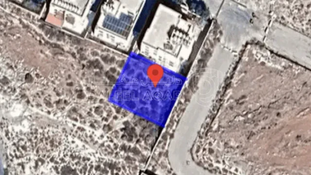 أرض - قطعة سكن ج، مقابل مستشفى الملكة علياء بشارع الأردن - 150000 دأ