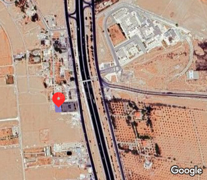أرض في القسطل _بجانب من مركز صيانه السيارات الجهه الغربيه - 70,000 دأ - صورة 1