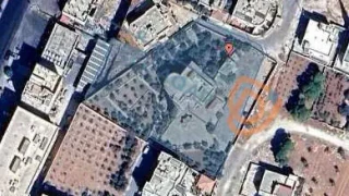 فيلا/منزل - شارع مادبا قرب مسجد رمضان  - 450000 دأ