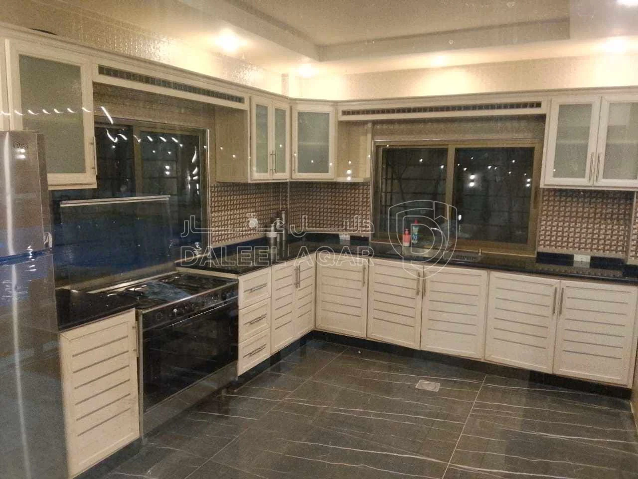 مزرعة/شاليه في عمان الاردن طريق المطار زيزيا  - 155,000 دأ - صورة 1