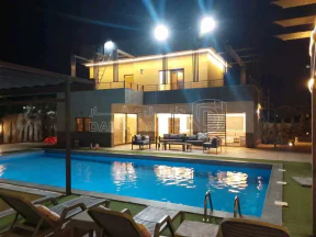 مزرعة/شاليه في عمان الاردن طريق المطار زيزيا  - 155,000 دأ - صورة NaN