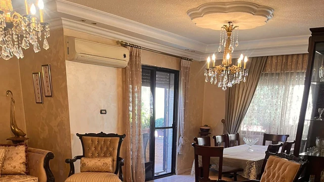 شقة في ضاحية الرشيد- حي خلف الجامعة الاردنية- جانب بوابة  - 95,000 دأ - صورة NaN