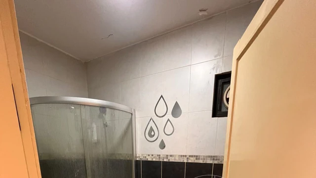 شقة في ضاحية الرشيد- حي خلف الجامعة الاردنية- جانب بوابة  - 95,000 دأ - صورة NaN