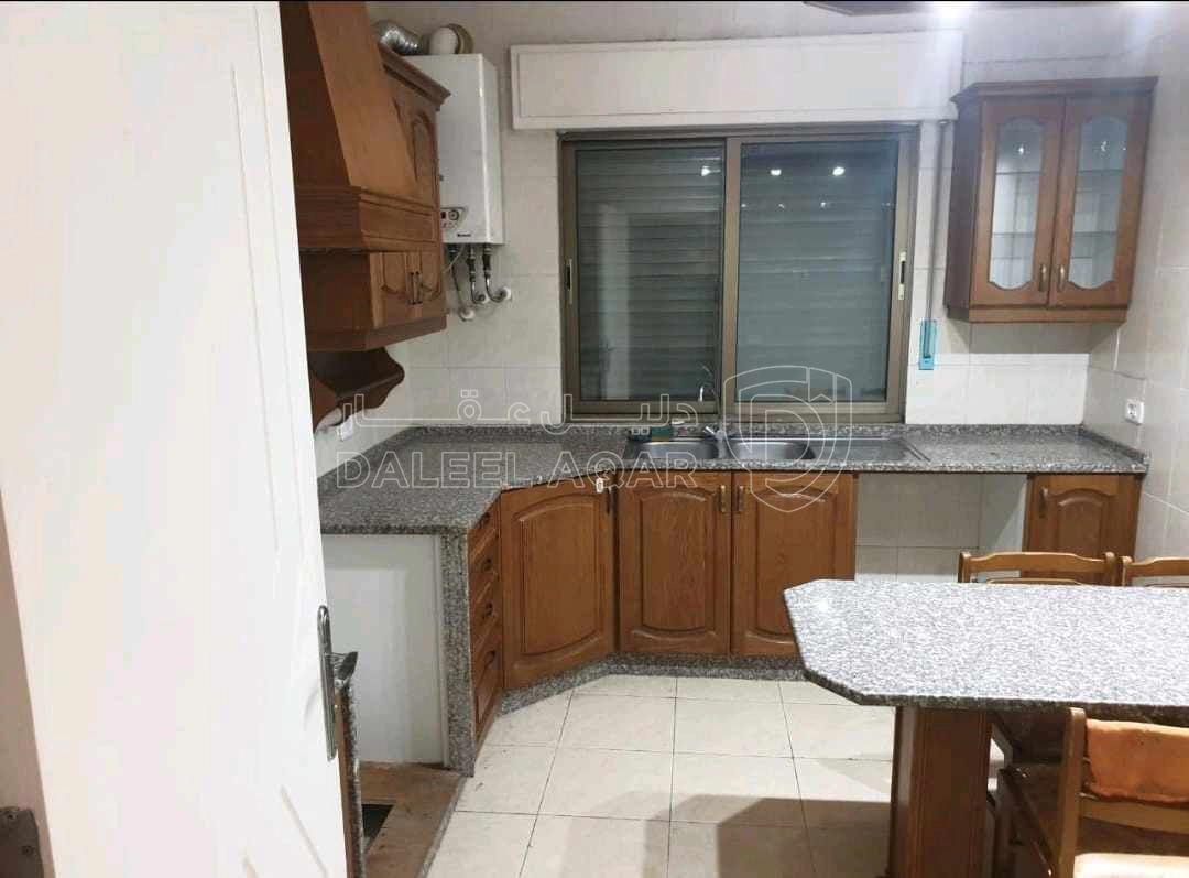 شقة في ام السماق -خلف مسجد احد - شارع سكينة - 72,000 دأ - صورة 1
