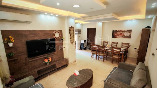 شقة - عمان - شارع الاستقلال - بجانب مسجد فخري سنجقية - 38000 دأ